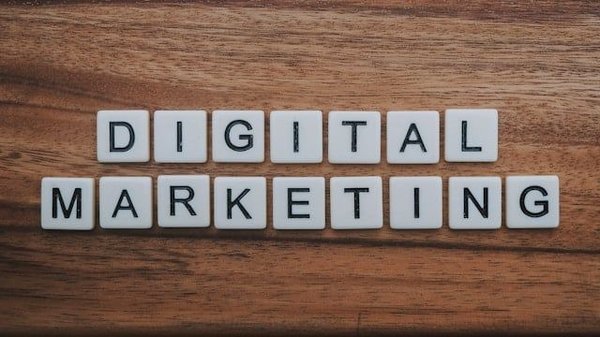 Utilisation du marketing par les influenceurs pour les marques de mode durable : meilleures pratiques